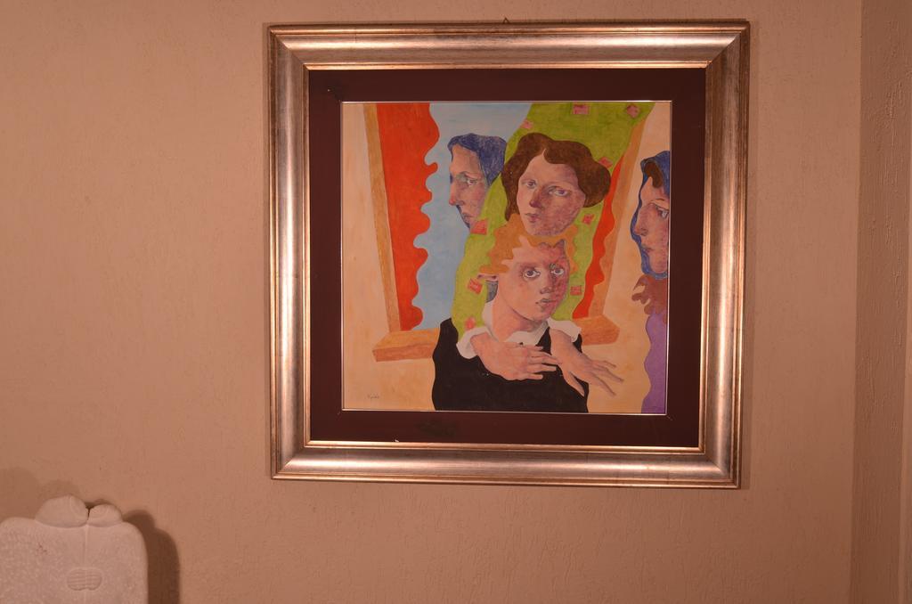 Ferienwohnung Maison Matisse Cagliari Zimmer foto